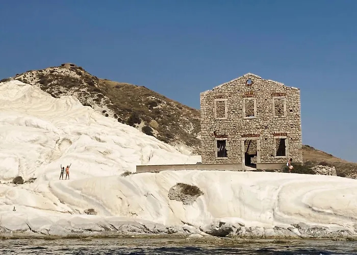 Akragas 2 In Center With View Agrigento