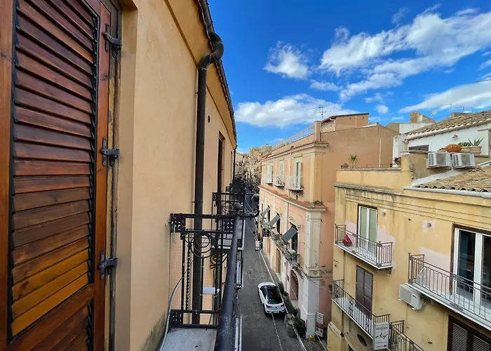 Akragas 2 In Center With View Daire