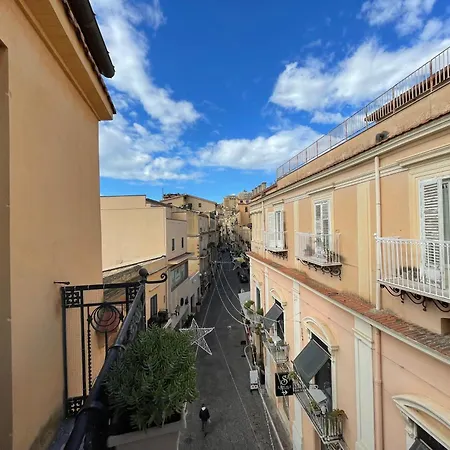 Akragas 2 In Center With View *