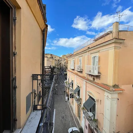 Apartment Akragas 2 In Center With View *