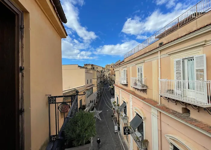 Akragas 2 In Center With View *