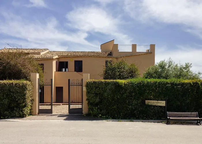 Akragas 2 In Center With View Agrigento