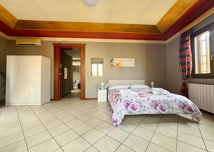 Akragas 2 In Center With View